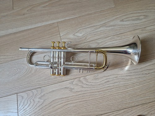 Bach stradivarius trumpet - 72*,